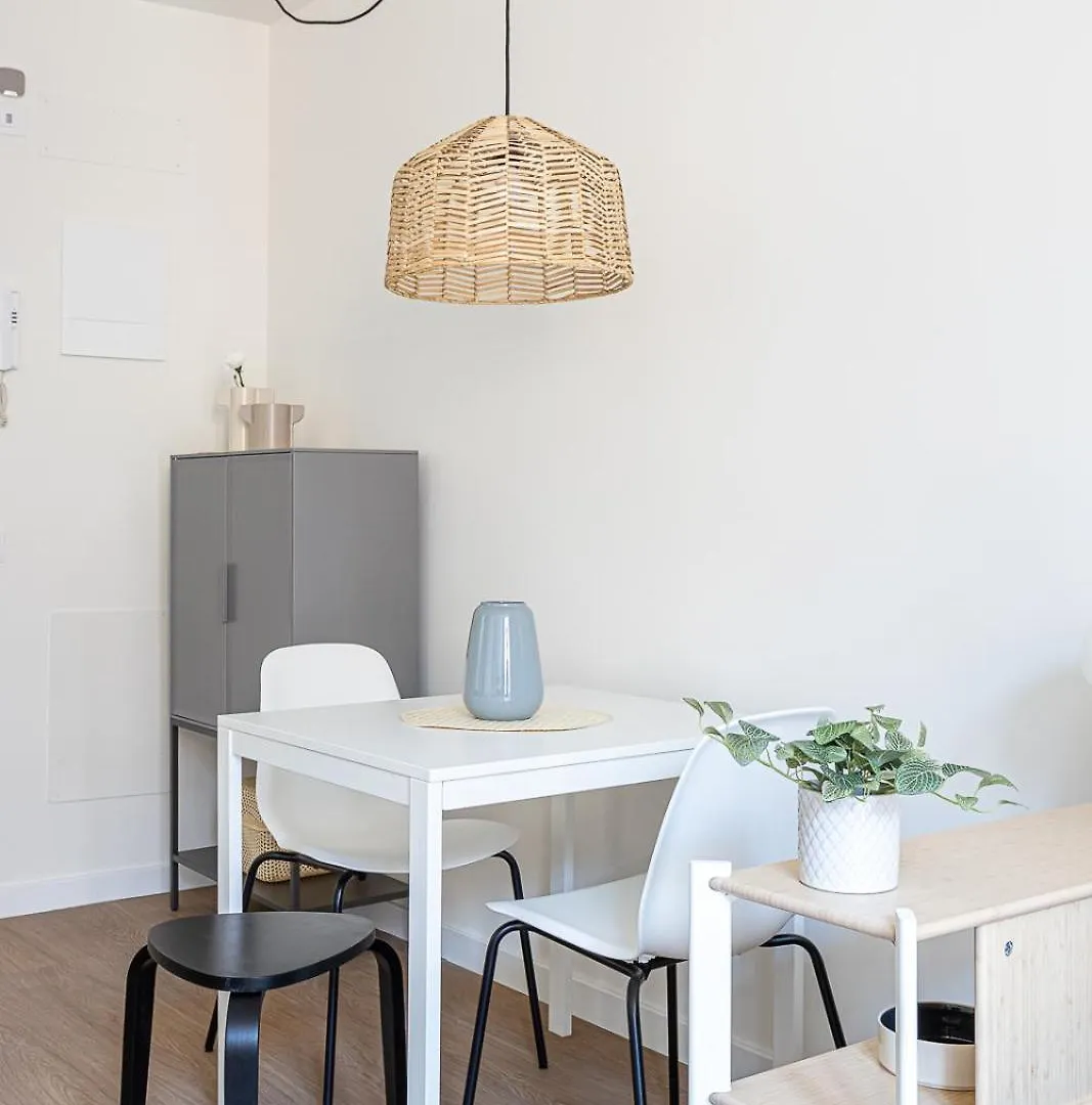 Modern 1 Bedroom Apartments Near Drassanes Barcelona Spain