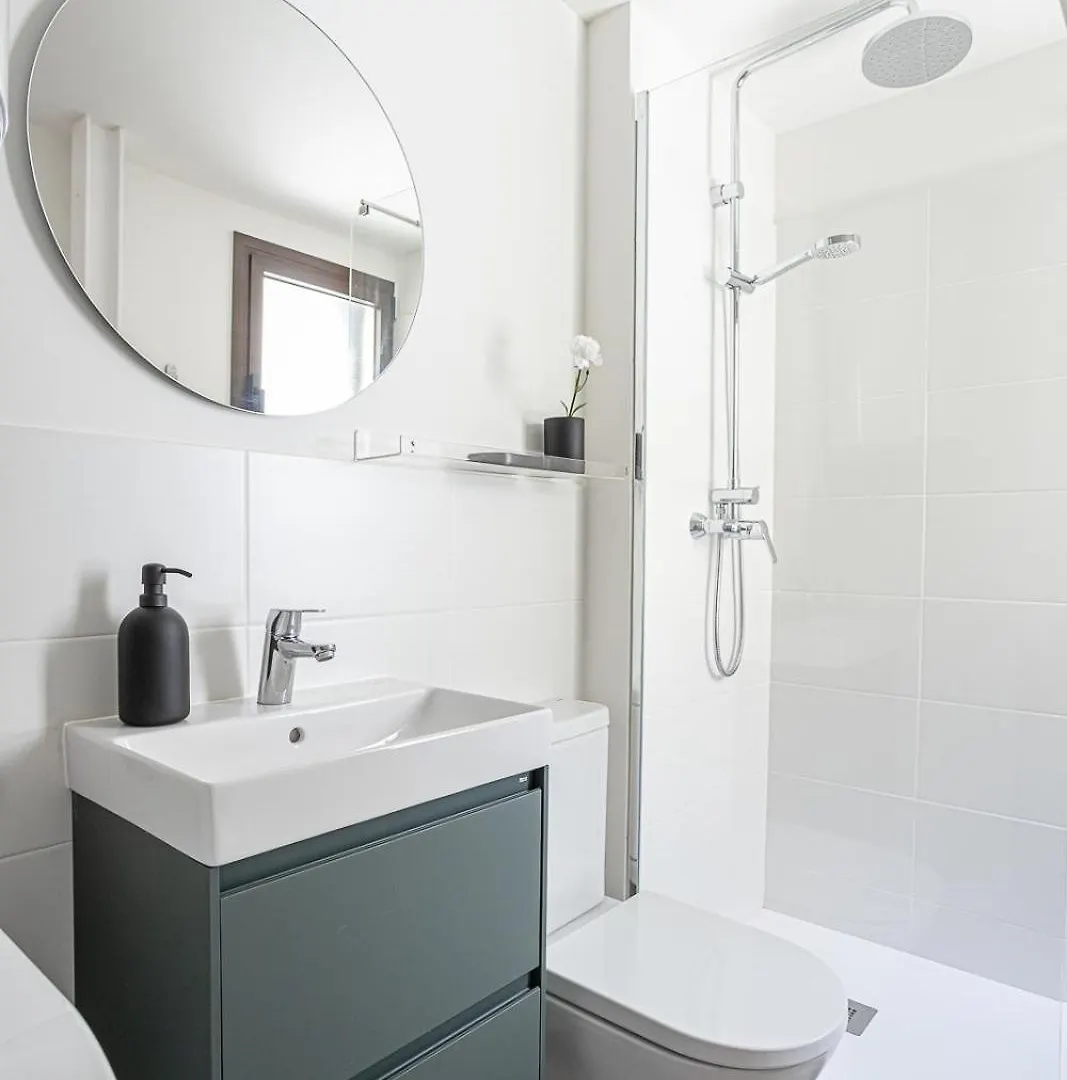 Modern 1 Bedroom Apartments Near Drassanes Barcelona