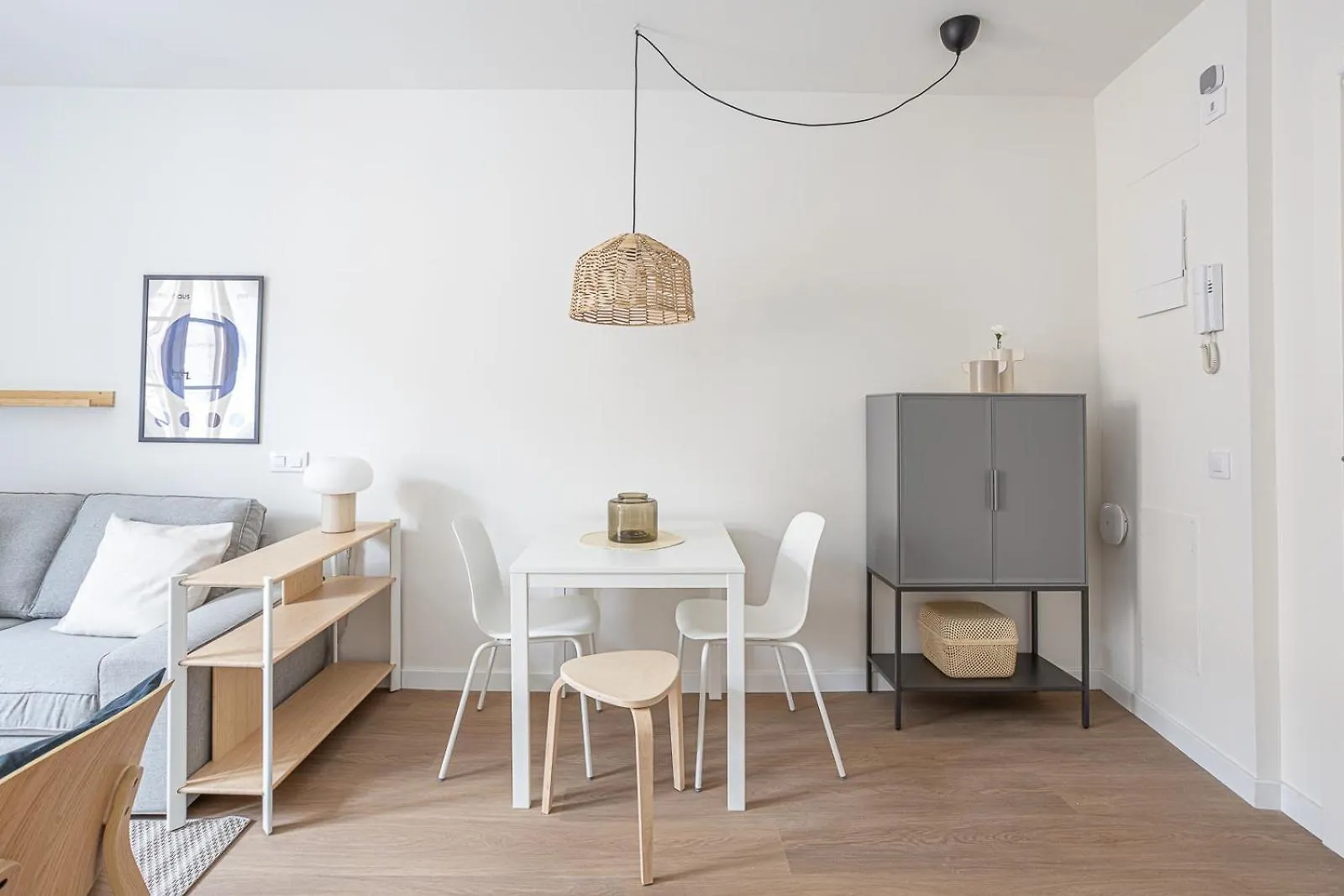Modern 1 Bedroom Apartments Near Drassanes Barcelona